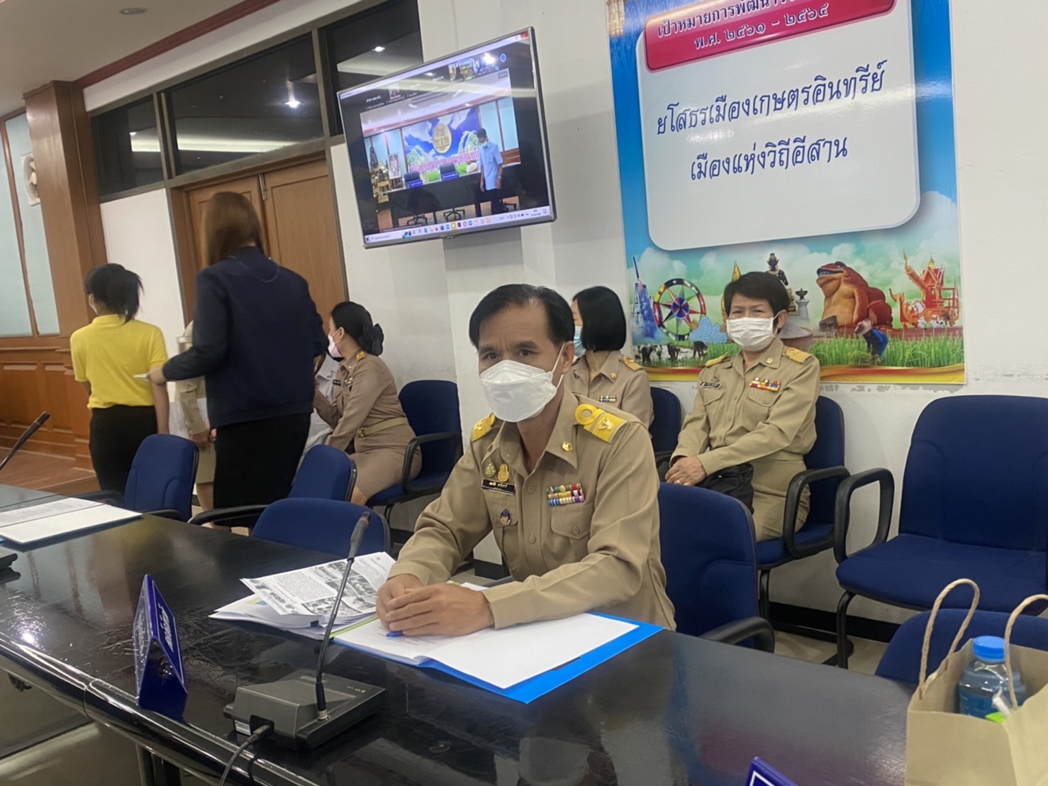 รับมอบประกาศเกียรติบัตรหน่วยงานที่มีผลการใช้จ่ายเงินงบประมาณ งบลงทุน (ต่ำกว่า 10 ล้าน) ปีงบประมาณ 2565 