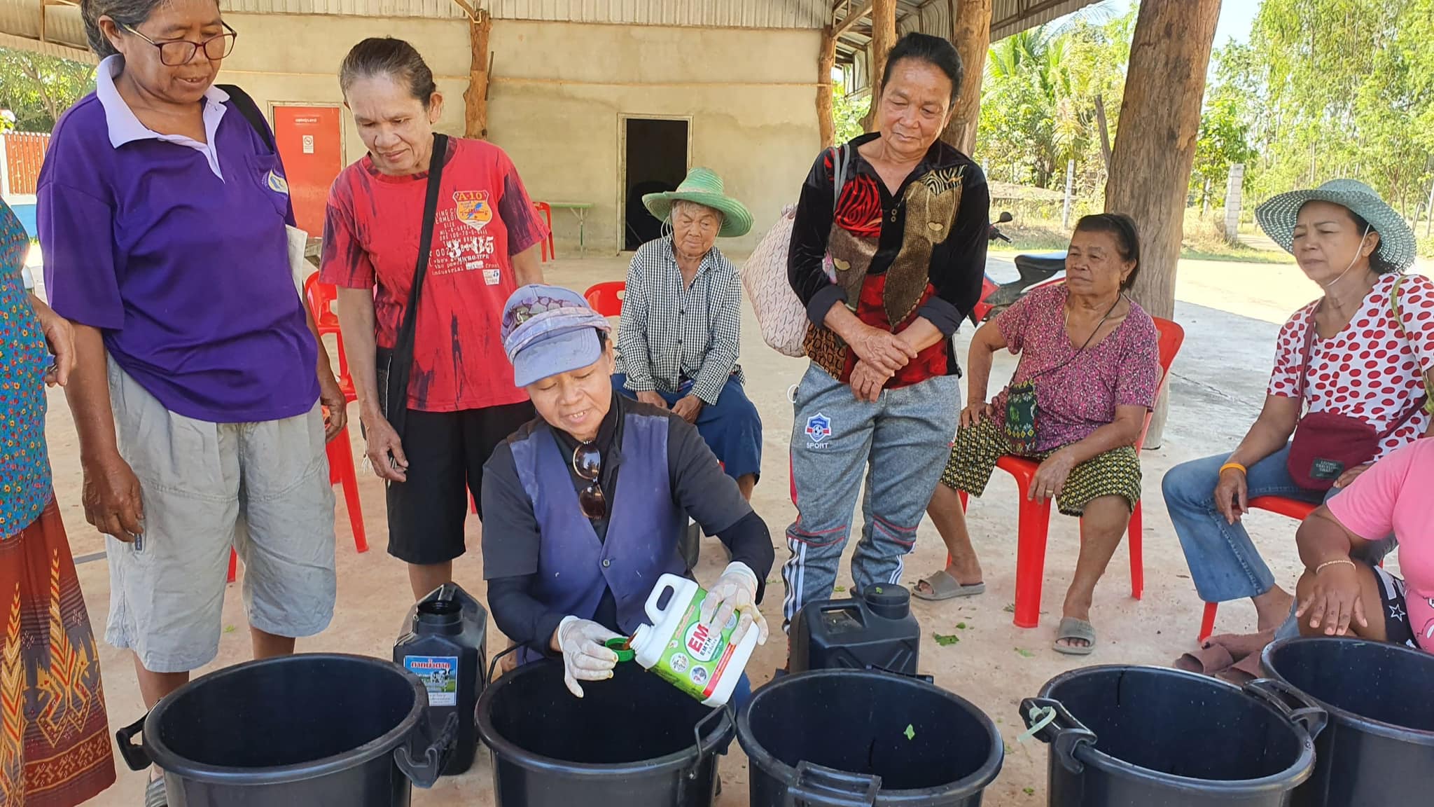 โครงการจัดกระบวนการเรียนรู้ตามหลักปรัชญาของเศรษฐกิจพอเพียง(การทำปุ๋ยหมักชีวภาพ) 