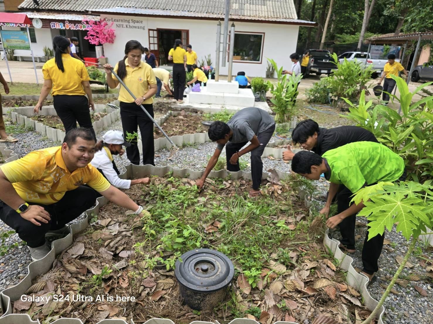 โครงการเรียนรู้ตามหลักปรัชญาเศรษฐกิจพอเพียงปลูกผักสวนรักษ์ ประจำปีงบประมาณ พ.ศ.2567   ณ ศูนย์ส่งเสริมการเรียนรู้ระดับอำเภอค้อวัง อำเภอค้อวัง จังหวัดยโสธร