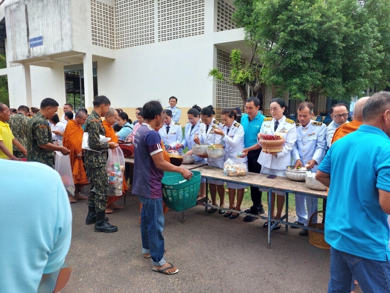 สกร.ระดับอำเภอกุดชุมร่วมกิจกรรมเฉลิมพระเกียรติสมเด็จพระนางเจ้าสิริกิติ์ พระบรมราชินีนาถ พระบรมราชชนนีพันปีหลวง เนื่องในโอกาสวันเฉลิมพระชนมพรรษา 12 สิงหาคม 2567