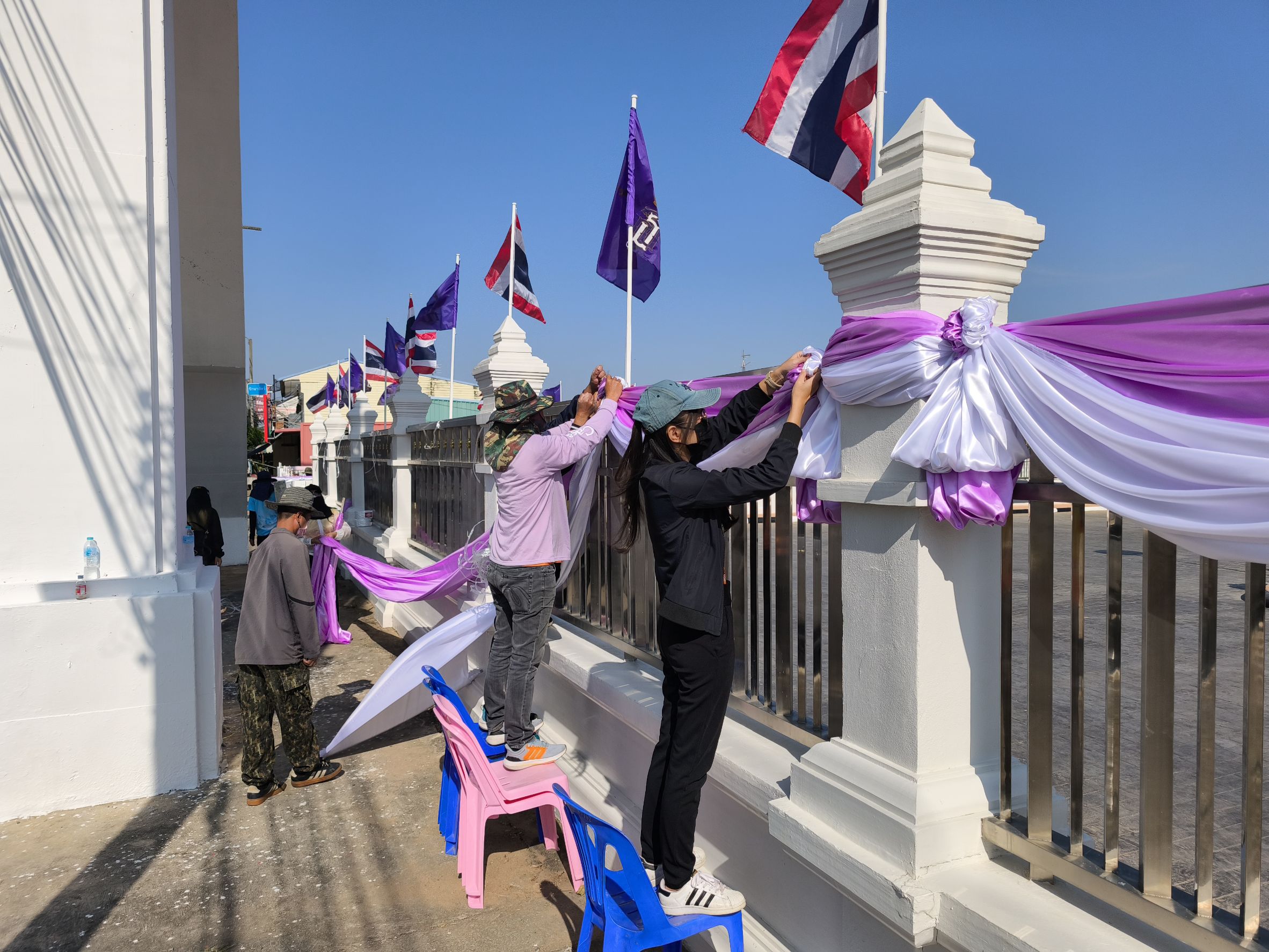 เข้าร่วมโครงการพัฒนาปรับปรุงภูมิทัศน์และนิทรรศการ ห้องสมุดประชาชน 